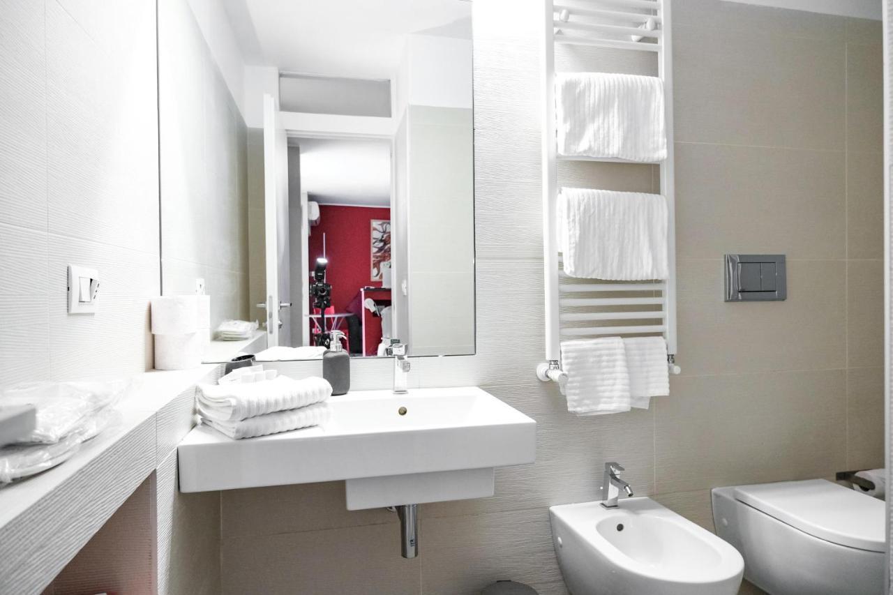 Viam Imbriani Suites โรม ภายนอก รูปภาพ